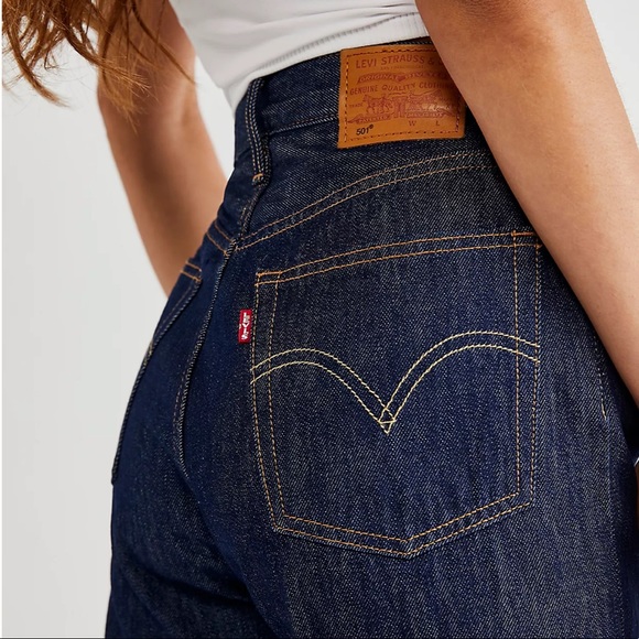 Levi's 501 High Rise Straight Leg Jeans - Picture 2 of 4